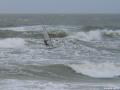 Conditions muscl�es par vent fort et mar�e haute